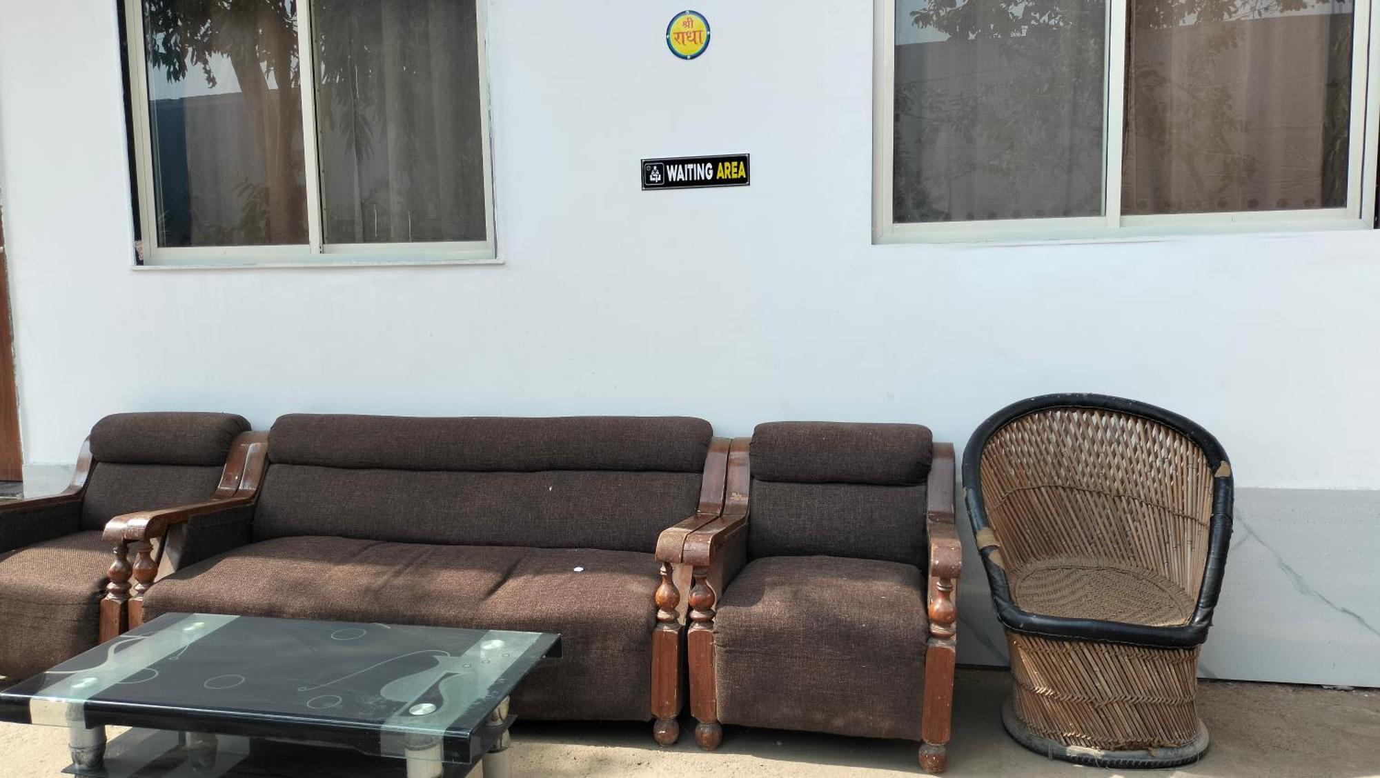 Maa Gayatri Dham Hotel Vrindavan Exterior photo
